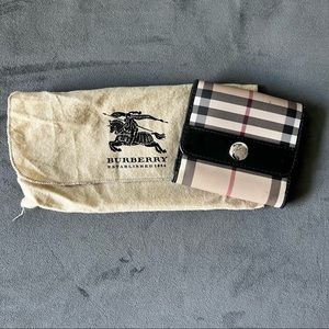 Burberry wallet